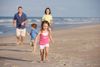 Running am Strand | © jpmediainc - istockphoto.com 
