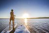 Stand-Up Paddler im Sonnenuntergang | © mmphoto - stock.adobe.com