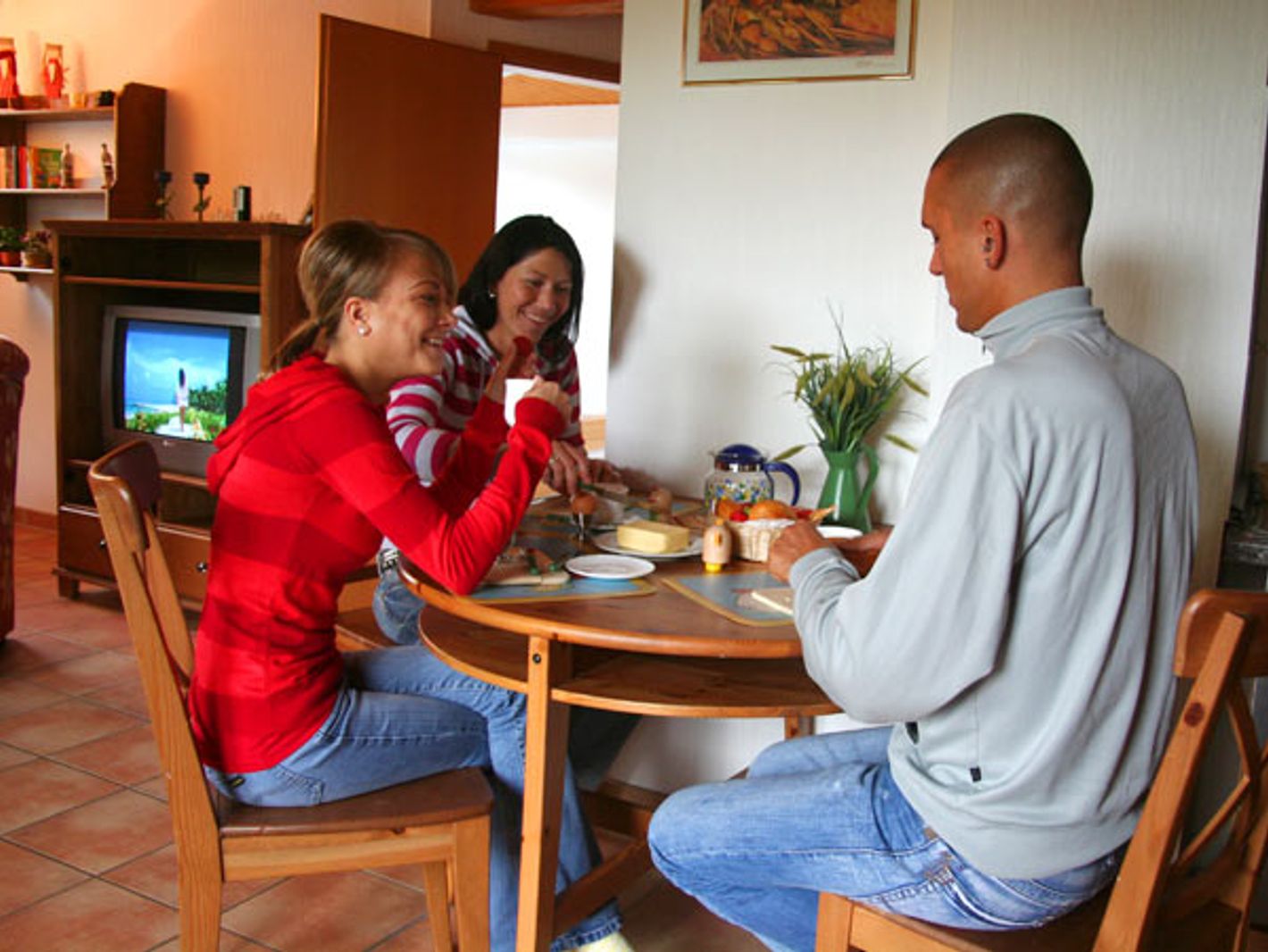Frühstücken in einem Appartement
