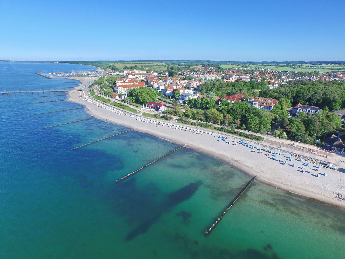  Luftaufnahme von Kühlungsborn  | ©  hiddenx - stock.adobe.com