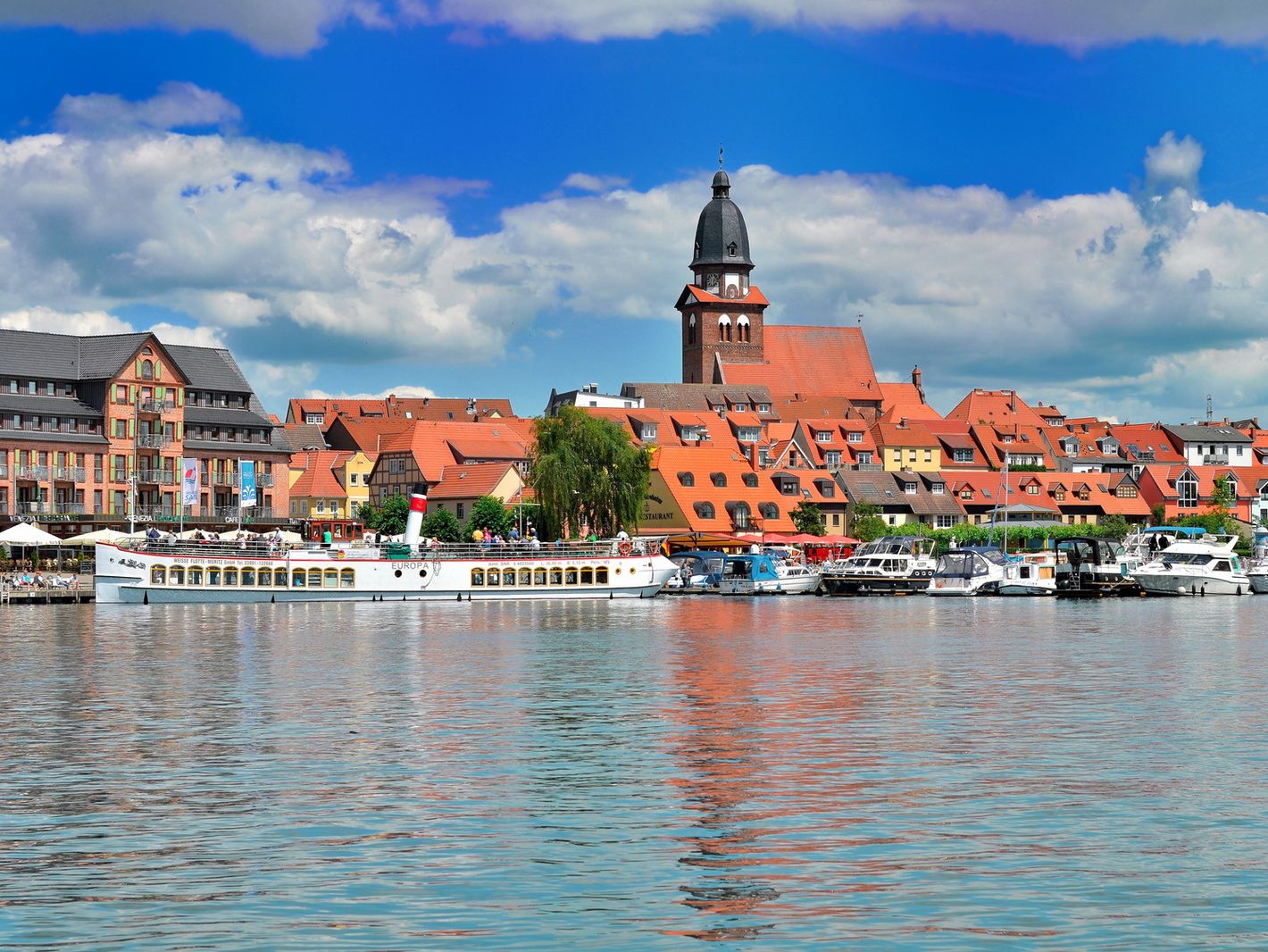Stadthafen Waren (Müritz) | © fotolia.com