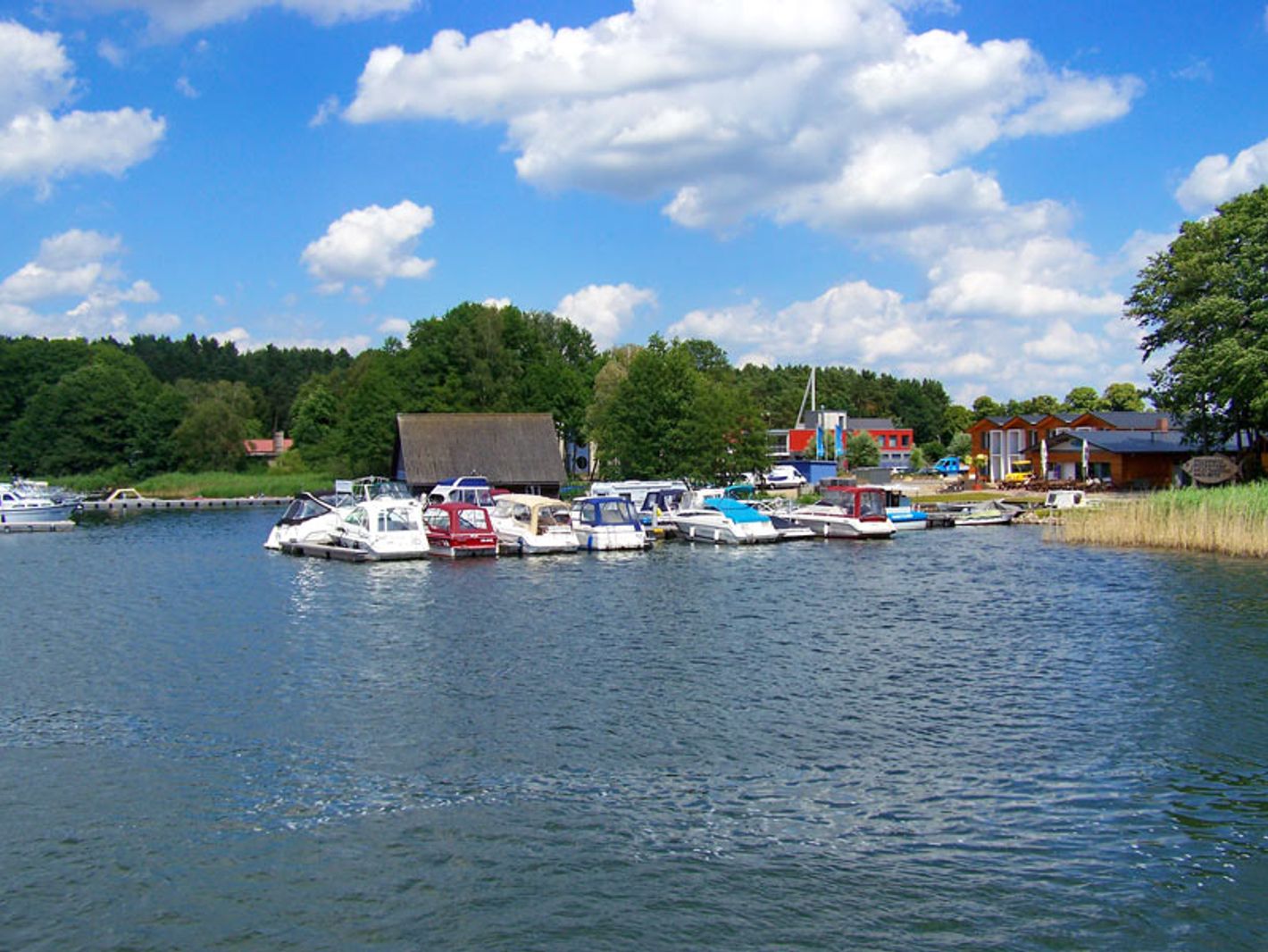 Wasserwanderrastplatz und Yachthafen Klink