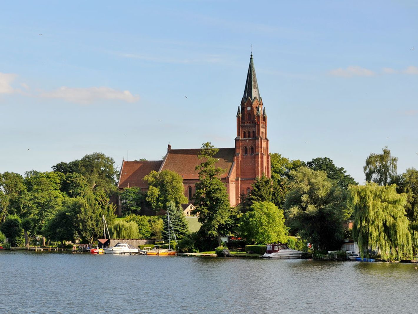 St.-Marien-Kirche Röbel/Müritz | Philippe Bosseboeuf - stock.adobe.com