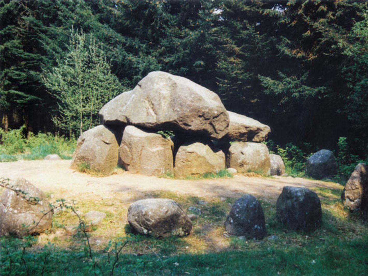 Bodendenkmäler im Everstorfer Forst mit Sühnestein