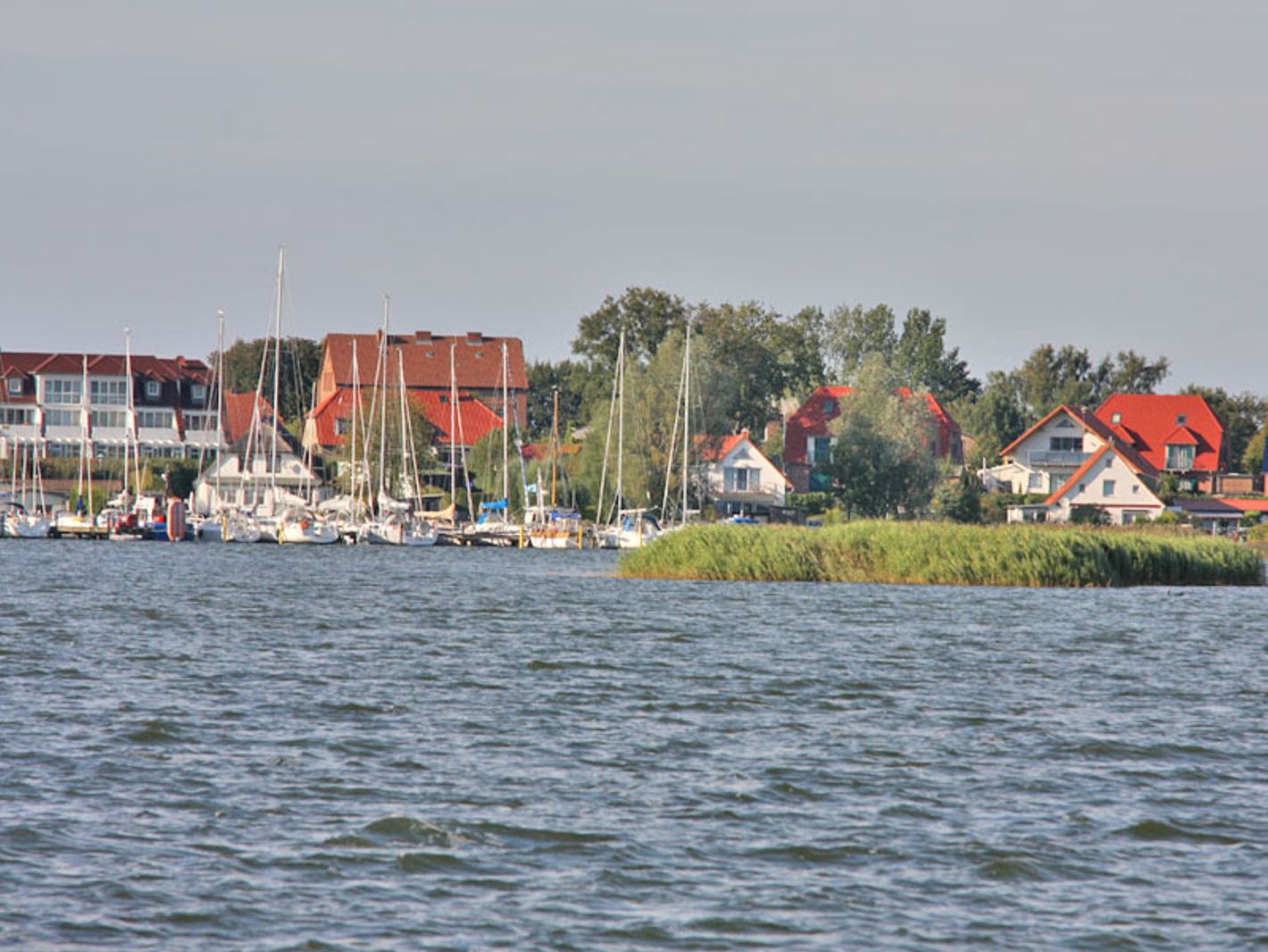 Breeger Fähr- und  Ausflugsfahrten
