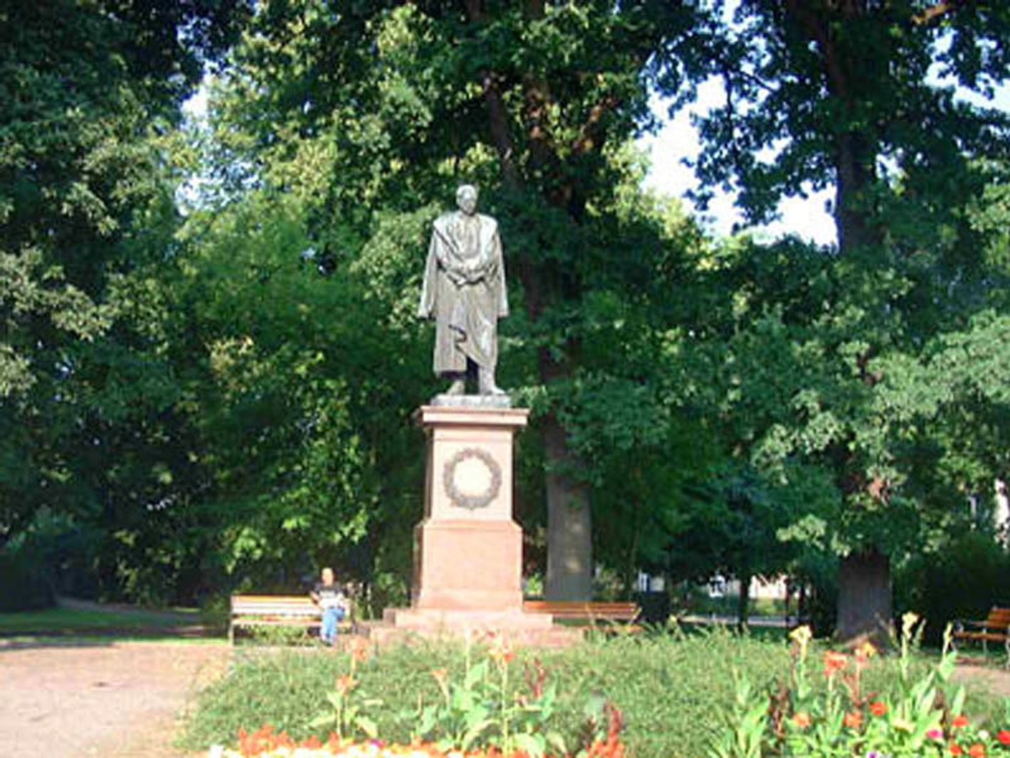 Moltkeplatz mit Denkmal