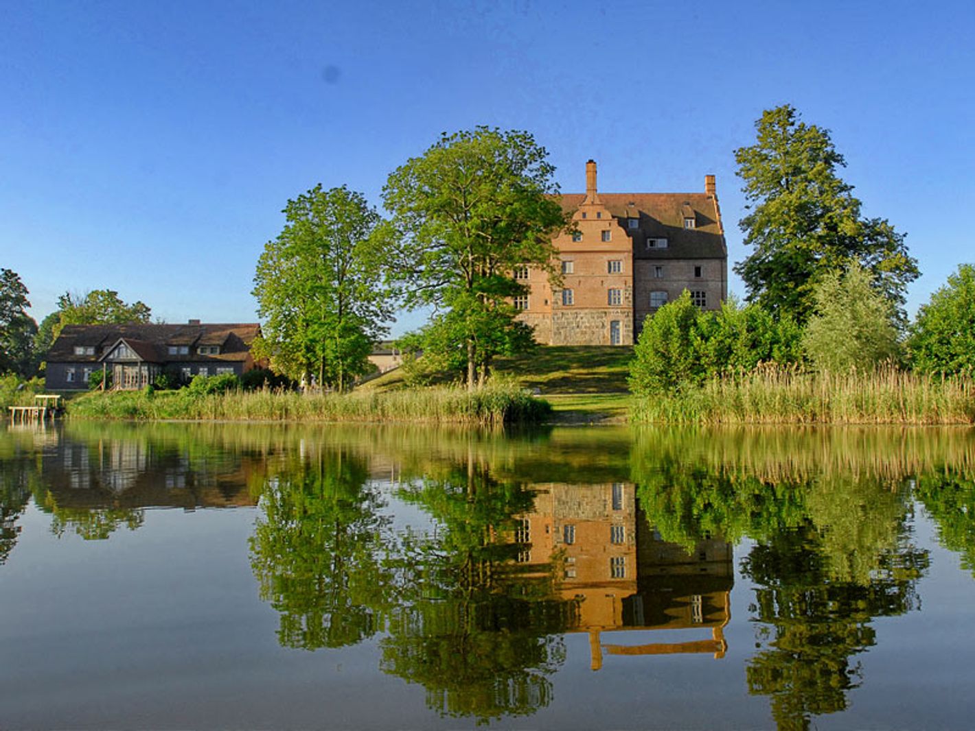 Schloss & Gut Ulrichshusen
