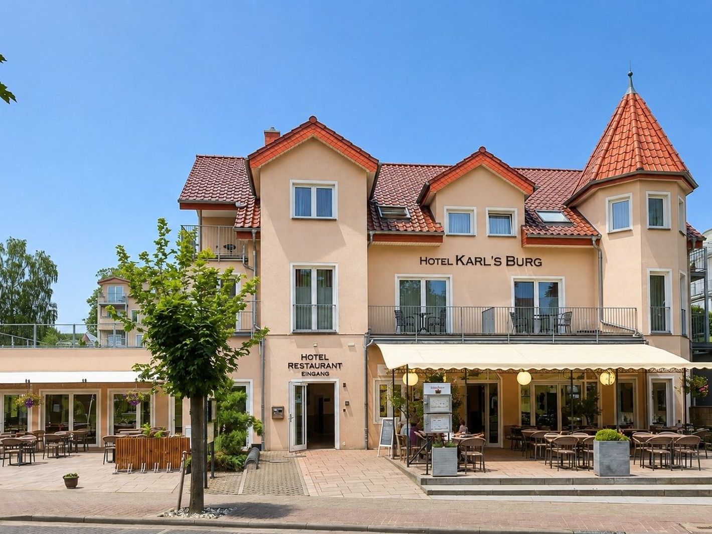 Hotel Karl's Burg Außenansicht