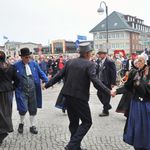 Historische Trachten und Tänze präsentiert vom Warnemünde Verein  | © Joachim Kloock