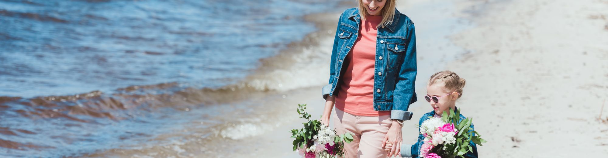 Pingsten an der Ostsee - mal raus mit der Familie | © LIGHTFIELD STUDIOS - stock.adobe.com