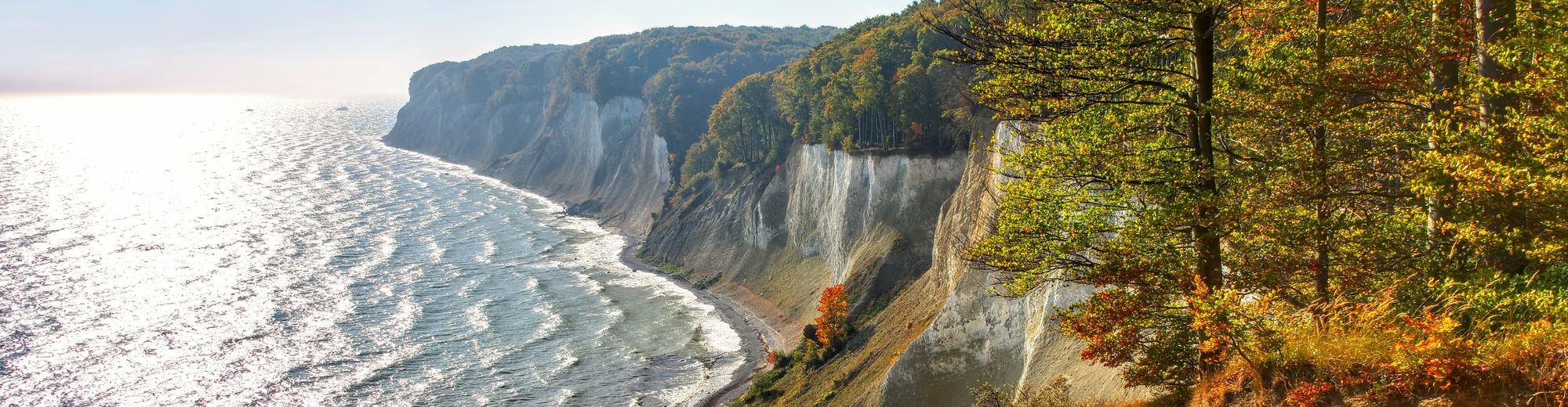 Rügen Kreideküste im Herbst - Ruegen chalk cliffs in autumn | © LianeM/stock.adobe.com