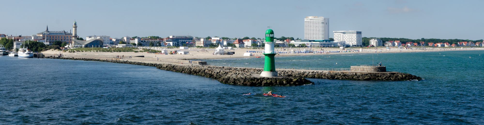 West-Mole in Warnemünde | © Friederike Hegner- stock.adobe.com