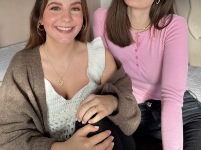 Elle Ellis und Jennifer Bright