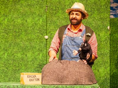 Theater Chapeau Claque