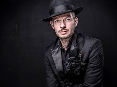 V. Bergmann