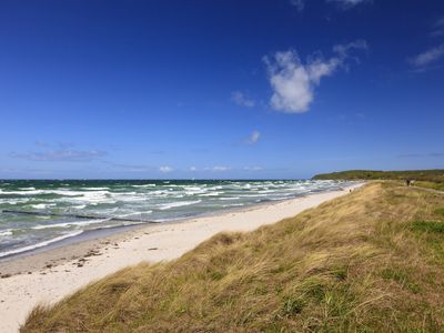 Ostseestrand auf Hiddensee bei Sturm | © UbjsP - stock.adobe.com