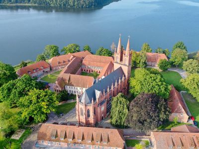 Luftaufnahme Kloster Dobbertin |  © reindesign-sn - stock.adobe.com