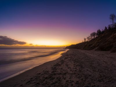 Sonnenaufgang an der Steilküste Loddiner Höft | © kentauros - stock.adobe.com