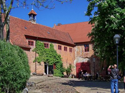 Burg Penzlin mit Hexenkeller | © mvp.de - JP