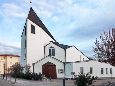 Kirche Heilige Dreifaltigkeit Kühlungsborn