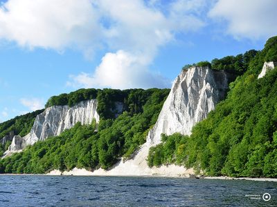 Seeseitiger Blick auf den Königsstuhl | © Ingolf Stodian