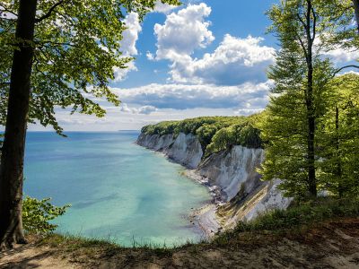 Kreidefelsen der Stubbenkammer zwischen Lohme und Sassnitz