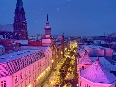 Schweriner Weihnachtsmarkt - Mecklenburgstraße |  © mvp.de