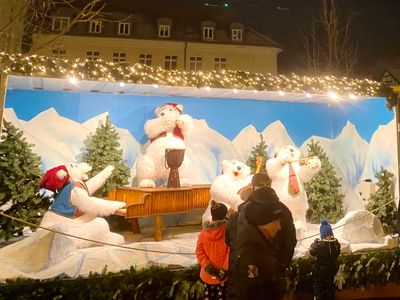 Schweriner Weihnachtsmarkt - Die Eisbären Band | © mvp.de