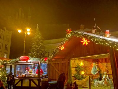 Schweriner Weihnachtsmarkt  - Krippe auf dem Marktplatz | © mvp.de