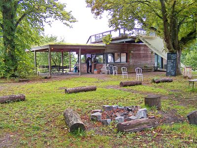 Aussichtspunkt im Garten des Restaurant