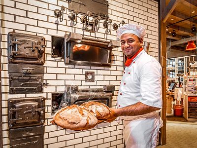 Manufakturenwelt - Karls Erlebnis-Dorf Usedom | Karls Markt OHG