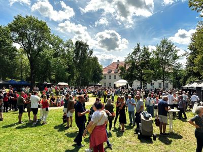 Weinblütenfest Schloss Rattey 2024 | © Weingut Schloss Rattey | Inselmühle Usedom GmbH