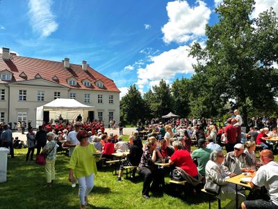 Weinblütenfest Schloss Rattey 2024 | © Weingut Schloss Rattey | Inselmühle Usedom GmbH