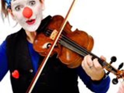 Kinderprogramm mit Clownin Viola G. Räusche  | © clownin-viola