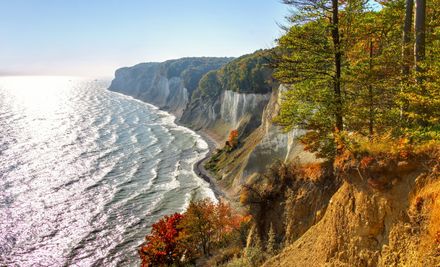 Rügen Kreideküste im Herbst - Ruegen chalk cliffs in autumn | © LianeM/stock.adobe.com