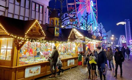 Neubrandenburger Weihnachtsmarkt "Weberglockenmarkt" | © mvp.de