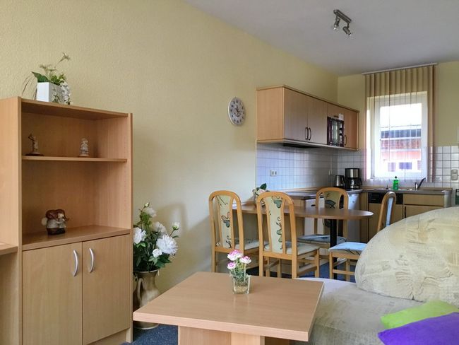 Zwei-Raum-Apartment Fischadler