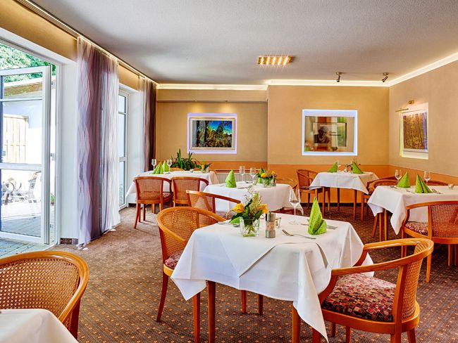 Restaurant & Café im Hotel Carmina am See