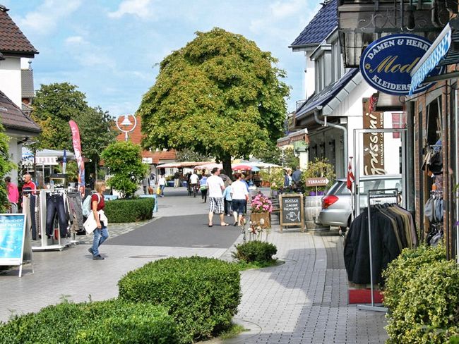 Flaniermeile Strandstraße in Zingst