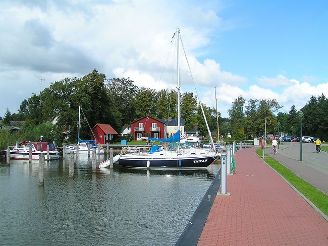 Hafen Born
