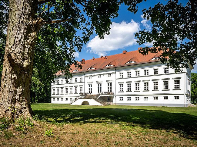 Schloss Retzow Aussenansicht | ©domusimages