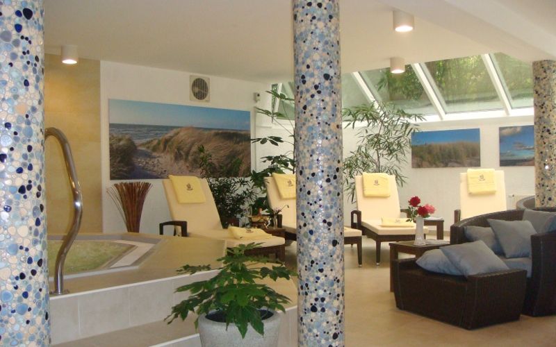 Hotel Blinkfüer - Wellness-Oase mit Ruheraum und Whirlpool