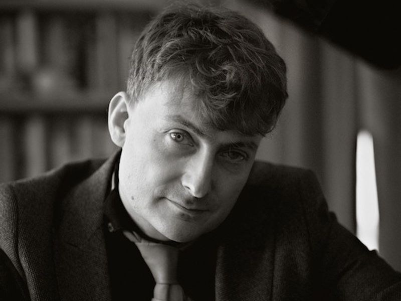 Sven Hagolani