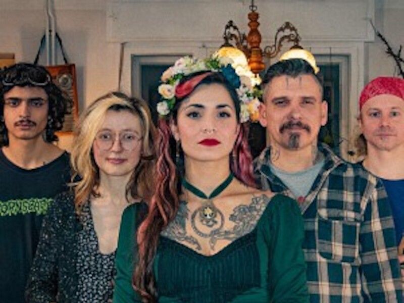 Mary Lee Family Band