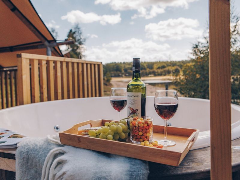 «Glamfield Lodge Deluxe» – Wilsumer Berge