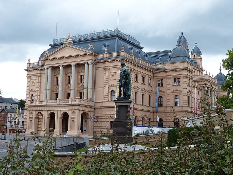 Theater Schwerin | © pixabay - falco