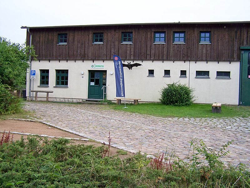 Nationakparkinfo "Kratzeburger Flatterhus" | © mvp.de - JP