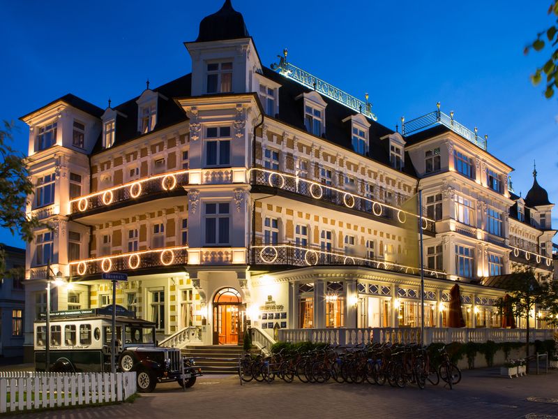Ahlbeck Promenade | © Andreas Schild - stock.adobe.com
