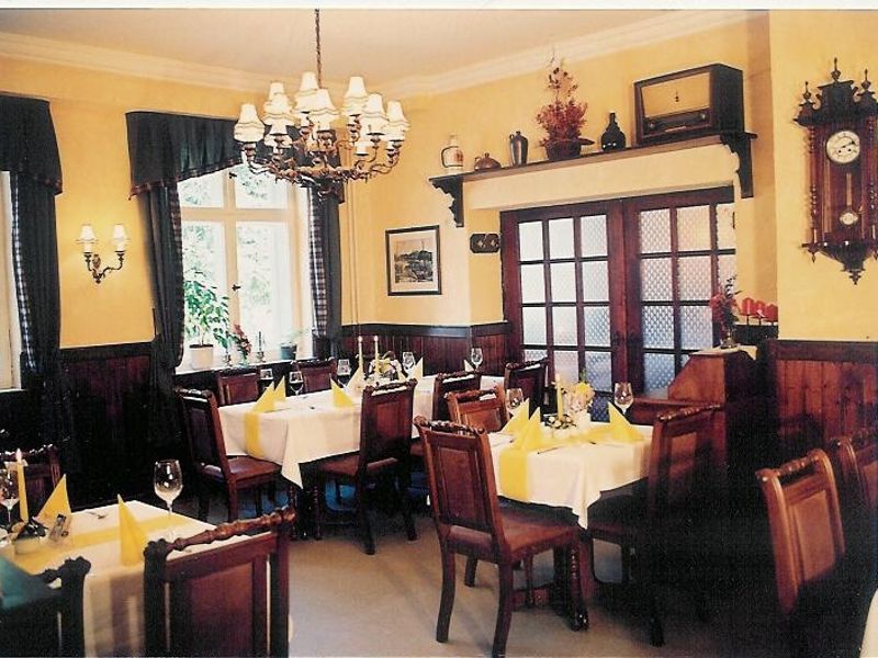 Herrenhaus Friedrichshof UG