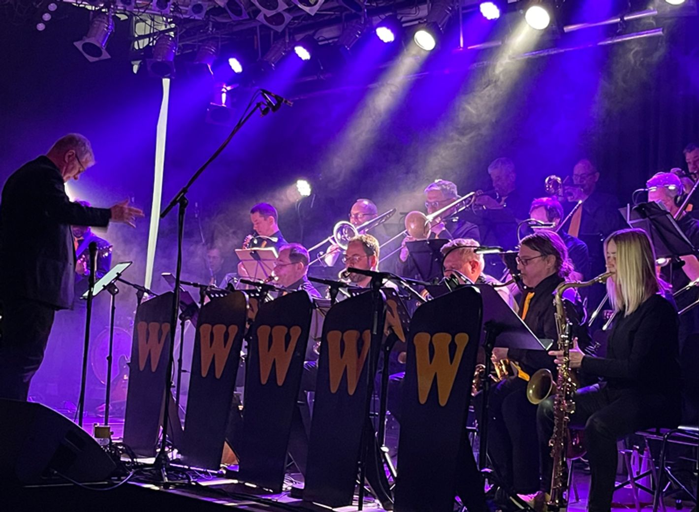 BigBand W